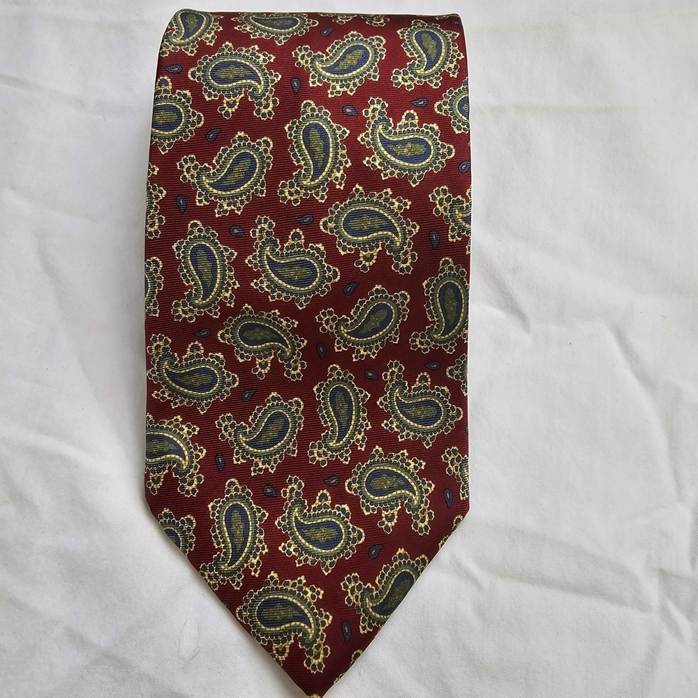 Brooks Brothers Makers Men's Silk Tie Burgundy Blue Micro Paisley Lightly used